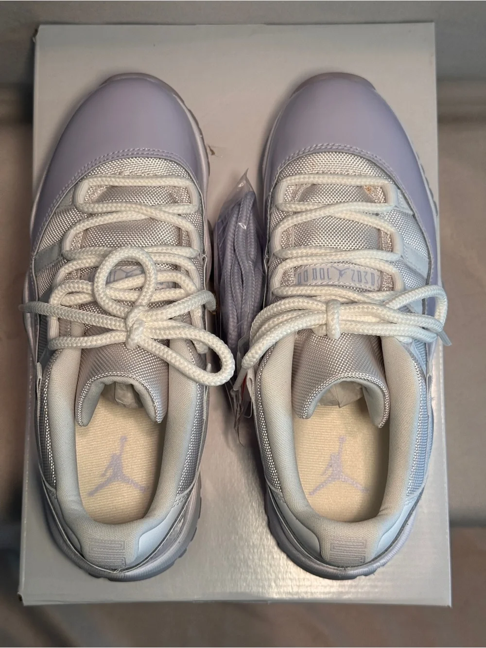 Nike Air Jordan 11 Low 